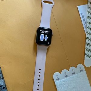 Apple Watch Series 4 GPS